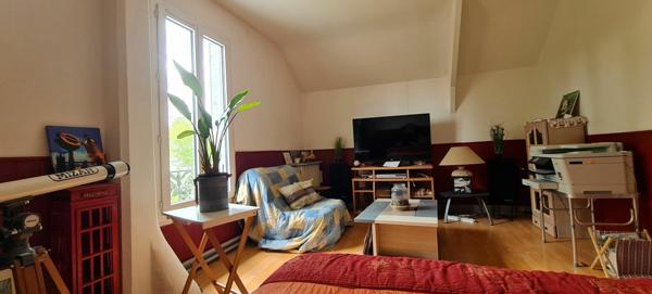 Maison à vendre    5 pièces •  Villecresnes