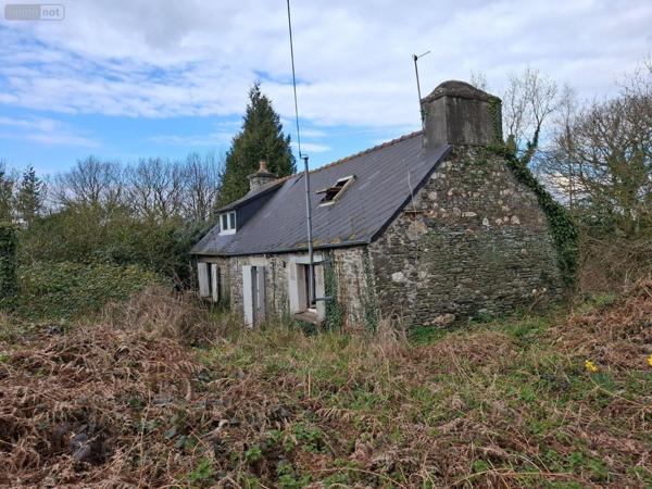 Maison à restaurer à vendre à Maël-Carhaix dans les Côtes-d'Armor (22340), ref : 22075-MA01604