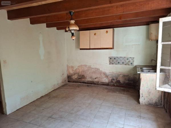 Maison à restaurer à vendre à Maël-Carhaix dans les Côtes-d'Armor (22340), ref : 22075-MA01604