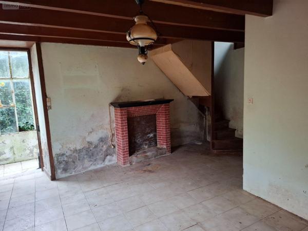 Maison à restaurer à vendre à Maël-Carhaix dans les Côtes-d'Armor (22340), ref : 22075-MA01604