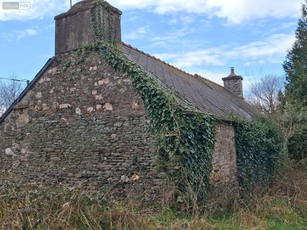 Maison à restaurer à vendre à Maël-Carhaix dans les Côtes-d'Armor (22340), ref : 22075-MA01604