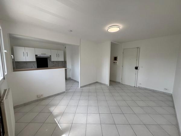 Appartement Ozoir La Ferriere 1 pièce(s) 26.47 m2