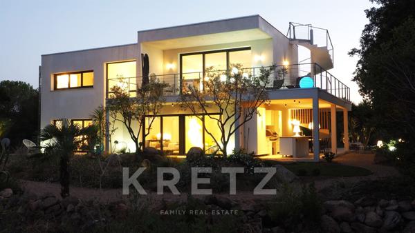 Villa contemporaine d’architecte 200 m2, vue mer panoramique