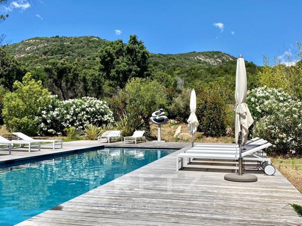 Villa contemporaine d’architecte 200 m2, vue mer panoramique