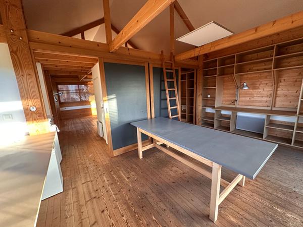 Bureau à Louer 53 M2