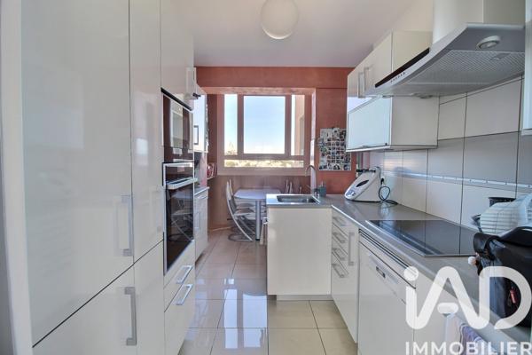 Appartement à vendre 4 pièces 108 m² Marseille 8