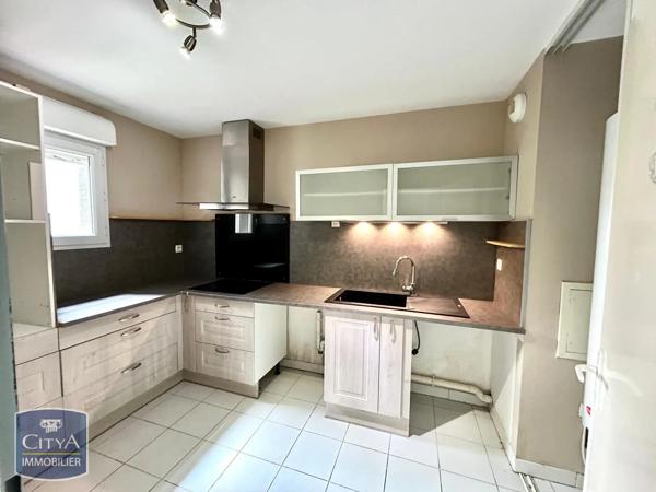 Appartement à louer 3 pièces 64.55m² Castres (81100)