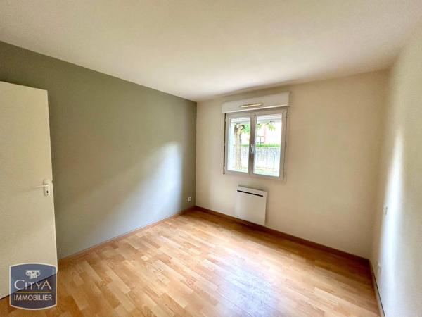 Appartement à louer 3 pièces 64.55m² Castres (81100)