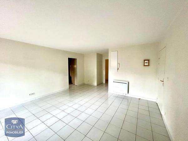 Appartement à louer 3 pièces 64.55m² Castres (81100)