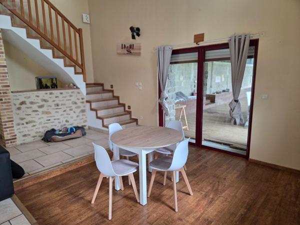 Propriete à vendre à Hambers en Mayenne (53160), ref : 53075/FC3