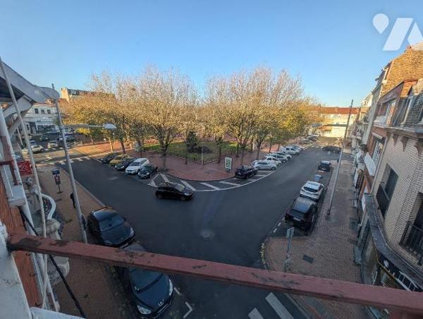 Venez découvrir en exclusivité chez votre ce Notaire, Au second étage d'une petite copropriété,...