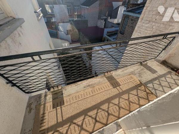 Venez découvrir en exclusivité chez votre ce Notaire, Au second étage d'une petite copropriété,...