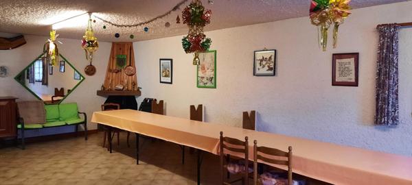 Maison à THIVIERS, 24800 - 6 pièces 219m²