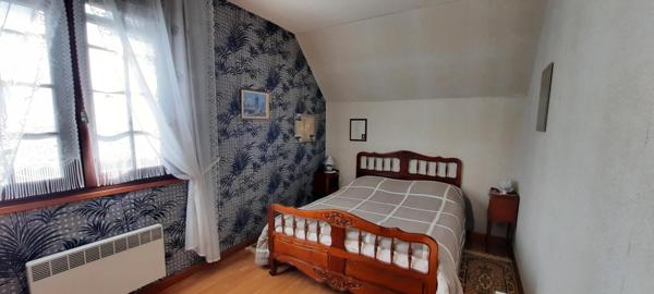 Maison à THIVIERS, 24800 - 6 pièces 219m²