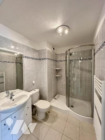 GRASSE - RESIDENCE LES SENIORALES - DUPLEX DE 84M² AU CALME ABSOLU