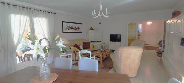 Vente Propriété 16 pièces 326 m2 à La Londe-les-Maures