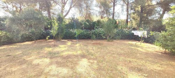 Vente Propriété 16 pièces 326 m2 à La Londe-les-Maures