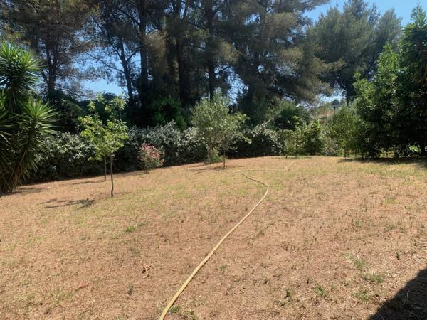 Vente Propriété 16 pièces 326 m2 à La Londe-les-Maures