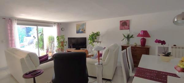 Vente Propriété 16 pièces 326 m2 à La Londe-les-Maures