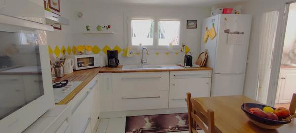 Vente Propriété 16 pièces 326 m2 à La Londe-les-Maures