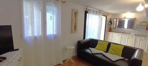 Vente Propriété 16 pièces 326 m2 à La Londe-les-Maures