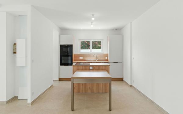 Appartement à vendre    4 pièces • 89 m2 Sanary-sur-Mer