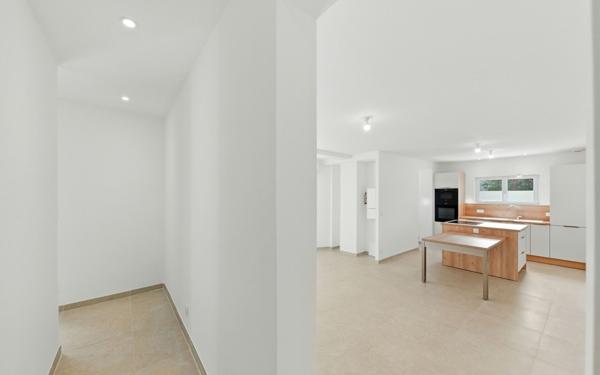 Appartement à vendre    4 pièces • 89 m2 Sanary-sur-Mer