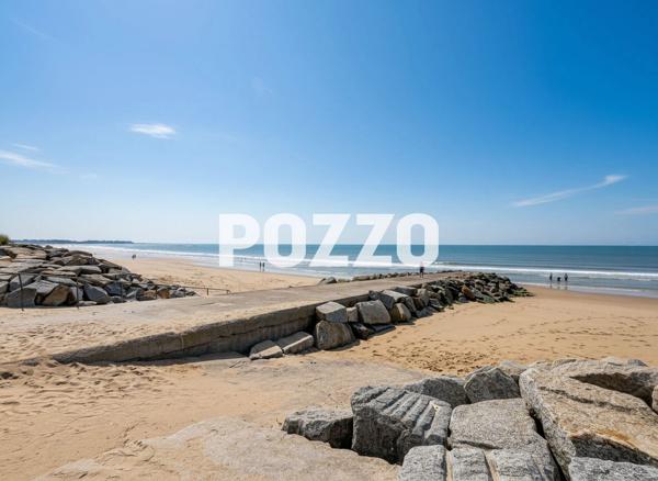 A vendre : Immeuble de 3 appartements loués à Saint-Martin-de-Bréhal (50290), 50m de la place BREHAL