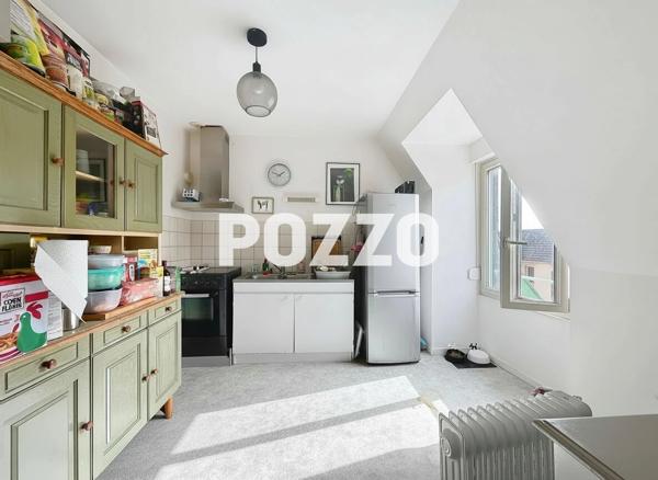 A vendre : Immeuble de 3 appartements loués à Saint-Martin-de-Bréhal (50290), 50m de la place BREHAL
