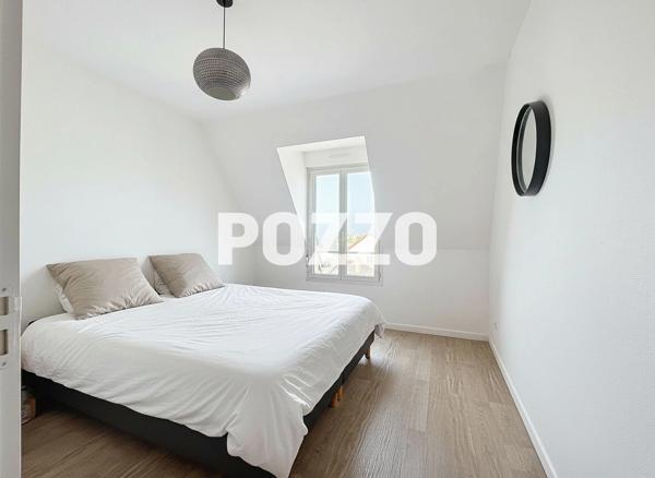 A vendre : Immeuble de 3 appartements loués à Saint-Martin-de-Bréhal (50290), 50m de la place BREHAL