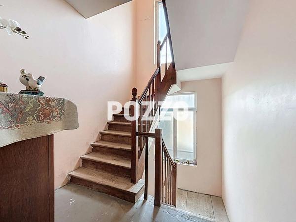 A vendre : Immeuble de 3 appartements loués à Saint-Martin-de-Bréhal (50290), 50m de la place BREHAL