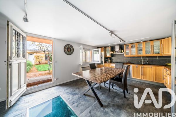 Maison à vendre 7 pièces 214 m² Colombes