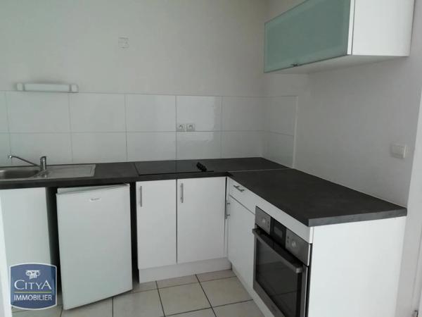 Appartement à louer 2 pièces 55.45m² Nîmes (30000)
