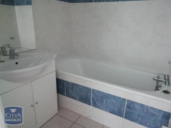 Appartement à louer 2 pièces 55.45m² Nîmes (30000)