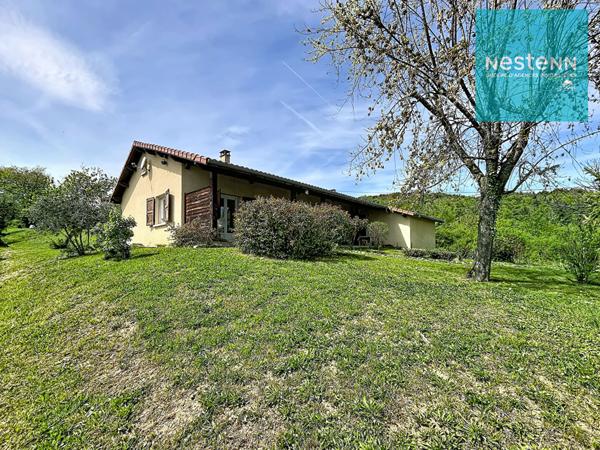 Maison Montbrison - Plain pied - 3 chambres , possibilité 4 - secteur calme - beau terrain
