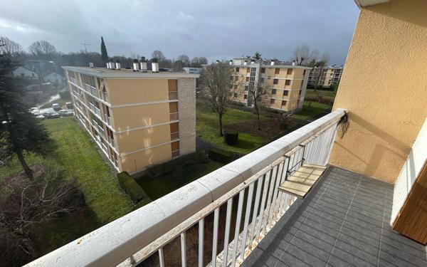 Appartement à louer    2 pièces •  Joué-lès-Tours