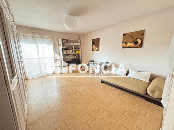 À vendre Studio 31 m² - Paris 75018