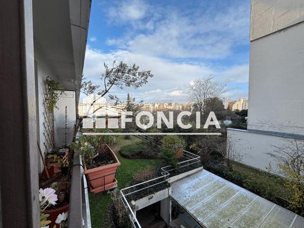 À vendre Studio 31 m² - Paris 75018