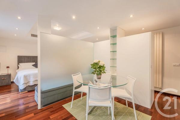 Maison à vendre  8 pièces - 238,36 m 2   NICE  - 06