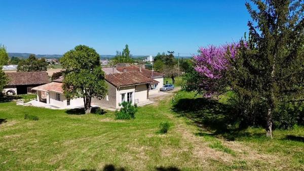 Maison en pierre 244 m², 1,2 ha arboré