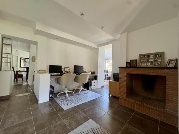 Maison en pierre 244 m², 1,2 ha arboré