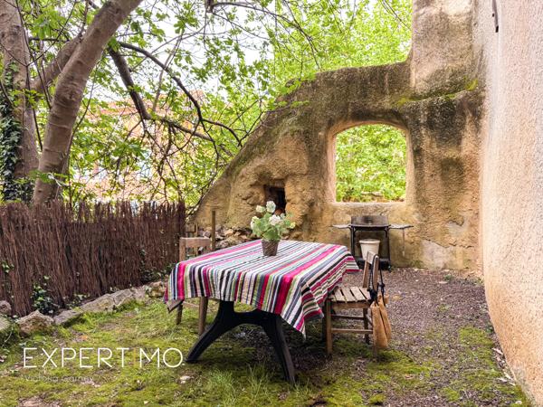 Rians (83560) Charmante maison de village avec extérieur