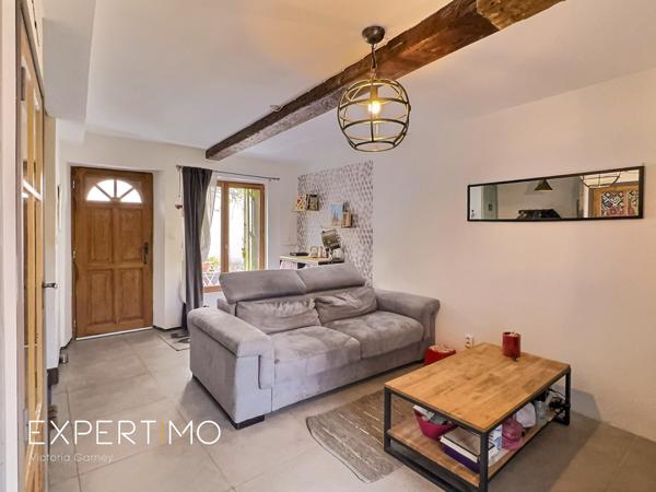 Rians (83560) Charmante maison de village avec extérieur