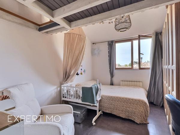 Rians (83560) Charmante maison de village avec extérieur