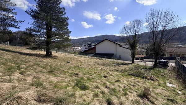 Terrain à Batir à vendre à Martignat dans l'Ain (01100), ref : 01048-251