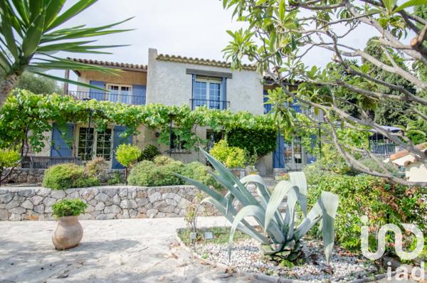 Maison à vendre 10 pièces 244 m² Antibes