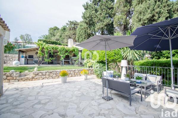 Maison à vendre 10 pièces 244 m² Antibes