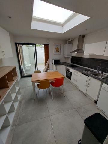 Colocation dans une maison à Croix 5 pièce(s) 95 m2 - proche Barbieux