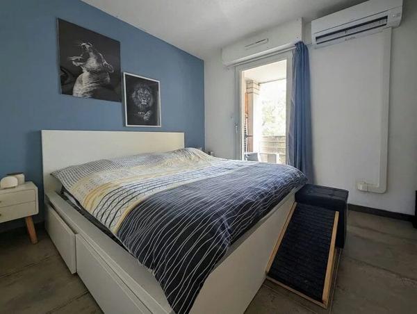 Vente                                                      Appartement
                        
                     2 pièces                      53 m2                     à Miramas