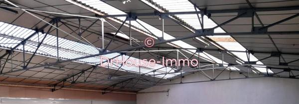 Bureau à vendre 15 pièces de 2 225 m²